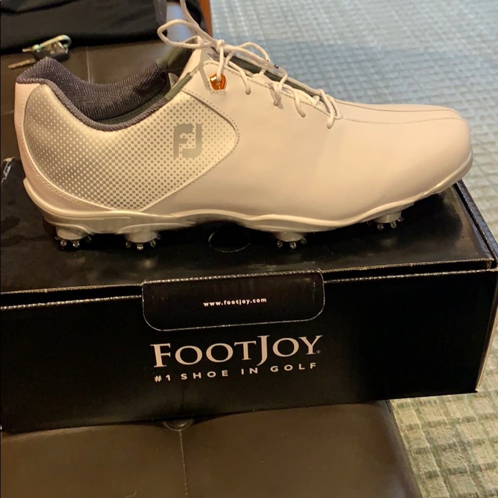 Foot joy golf shoes